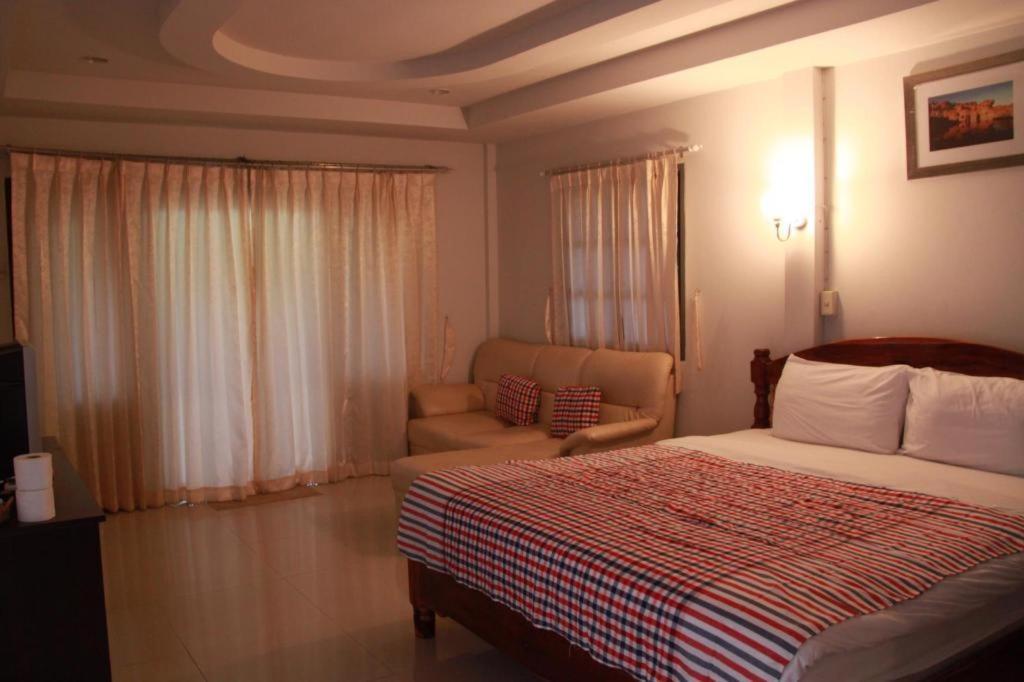 Plaifah Resort Ubon Song Khon Extérieur photo