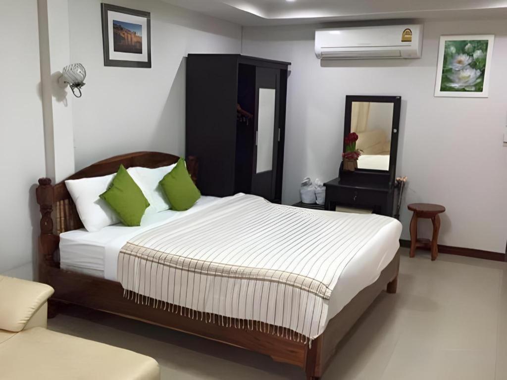 Plaifah Resort Ubon Song Khon Extérieur photo
